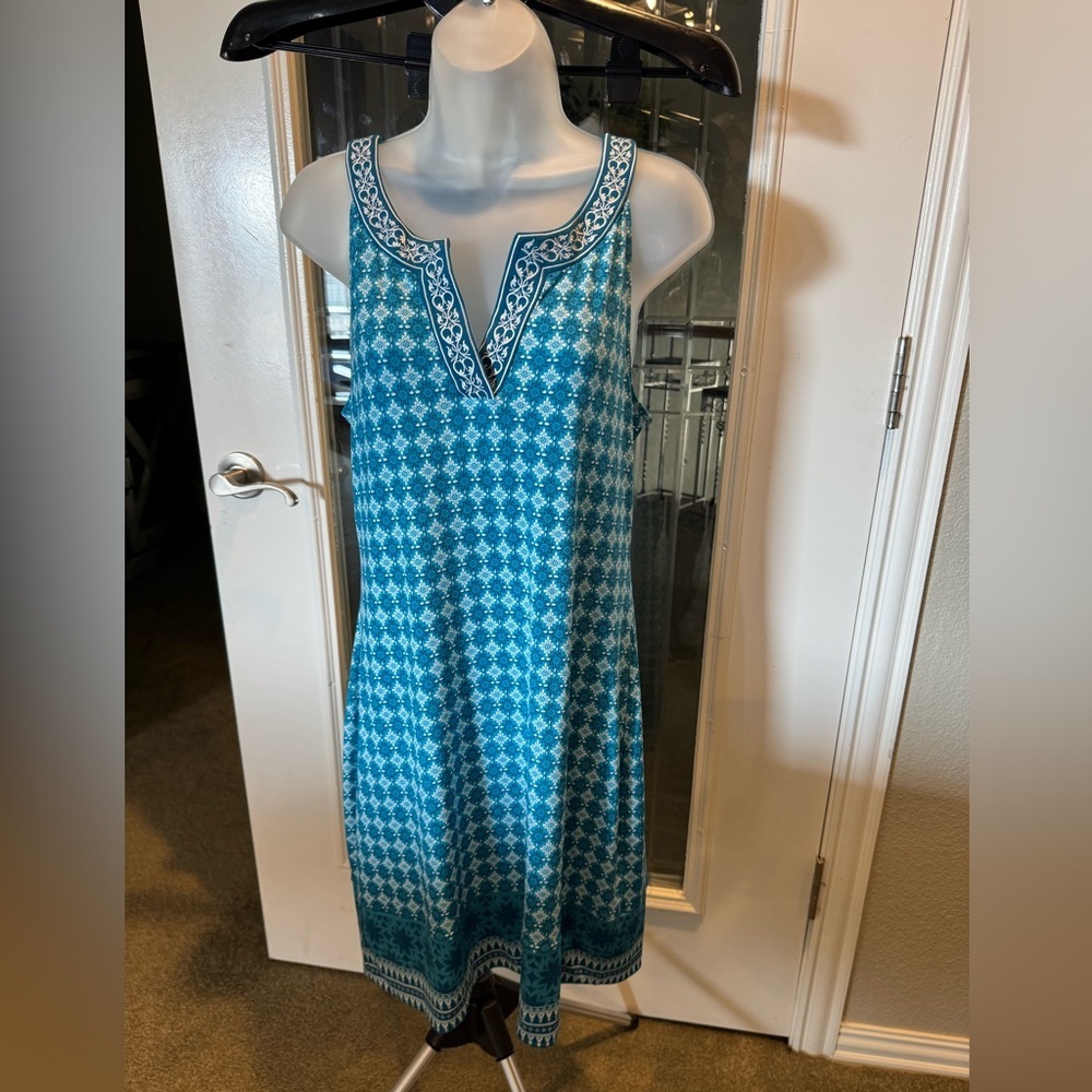 Magnolia Grace Blue and White Sleeveless Dress Sz Medium